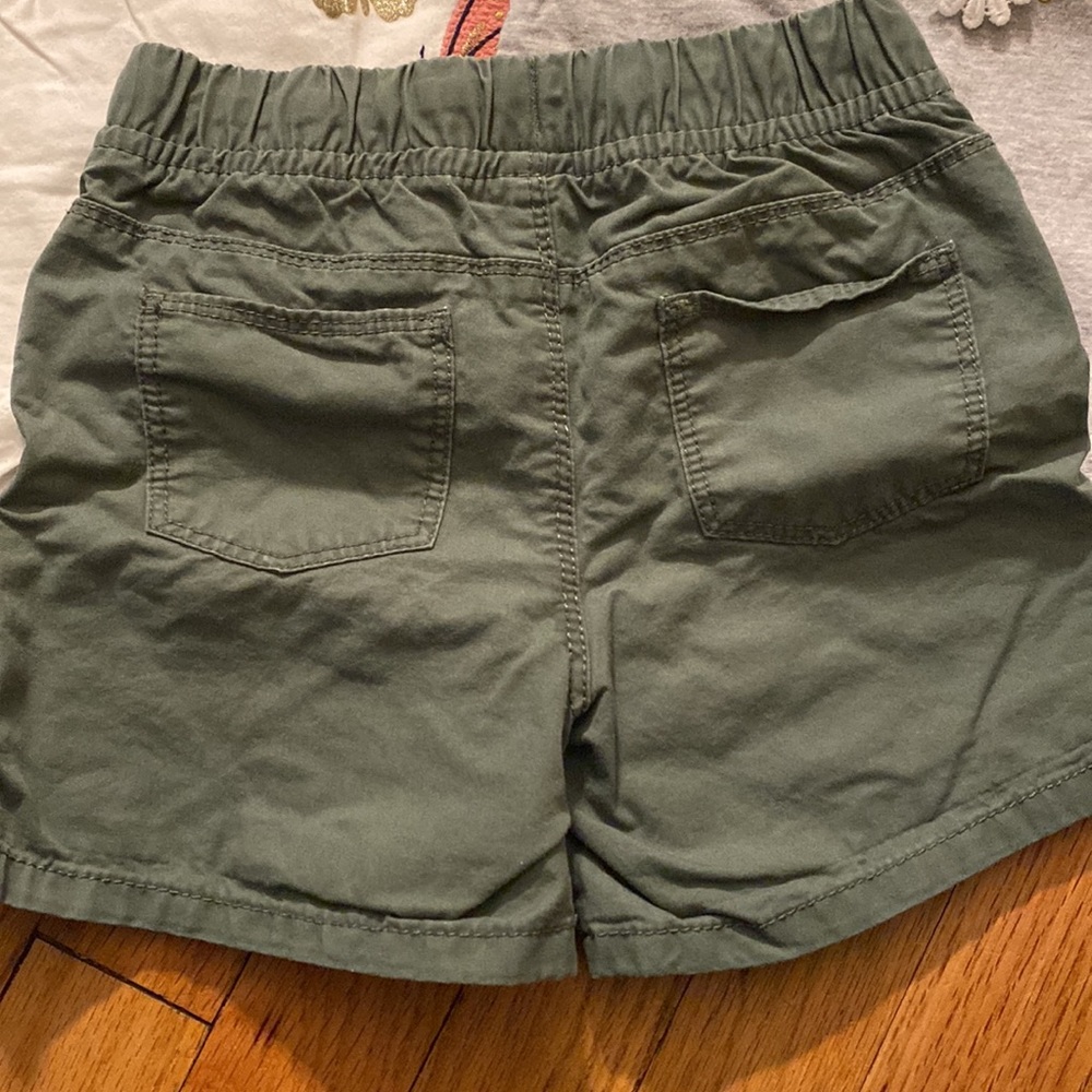 Carters 5T Bundle - Picture 3 of 8
